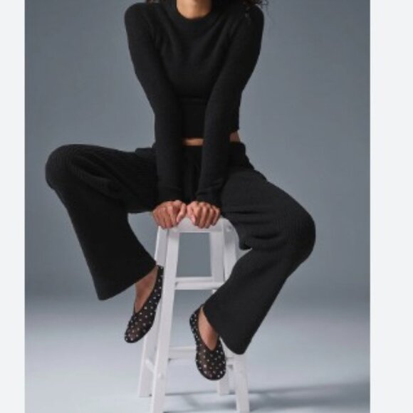 ALO Snuggle Up Sweater High-Waist Wide Leg Pant In Black, XSP
